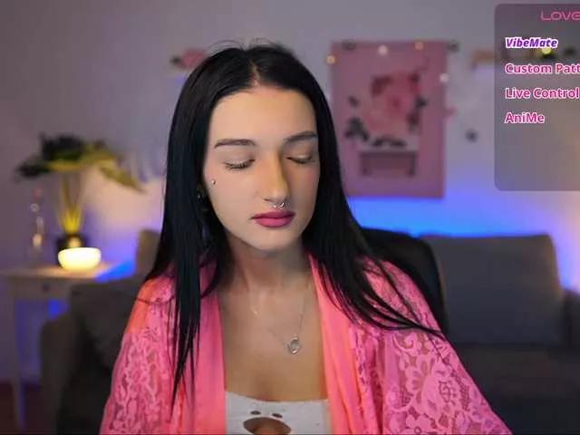 girlnextdoor19 on BongaCams 