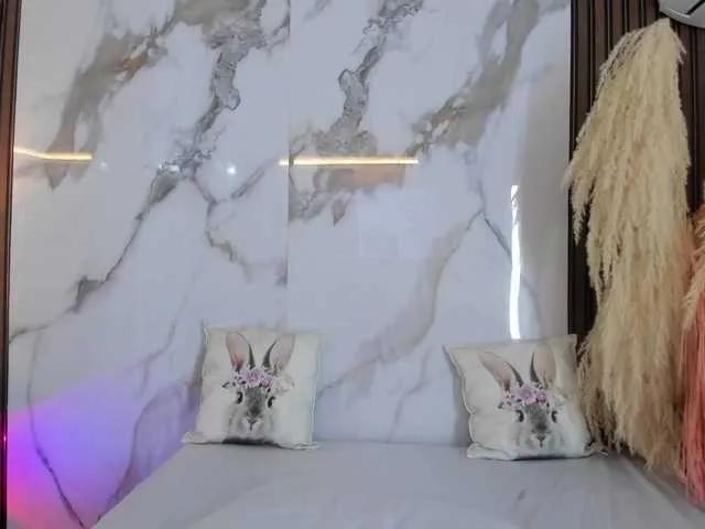 hannahill69 on BongaCams