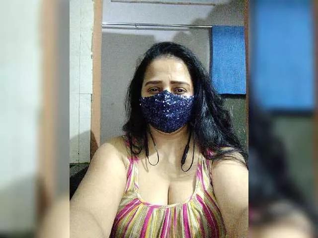 IndianEsha on BongaCams 