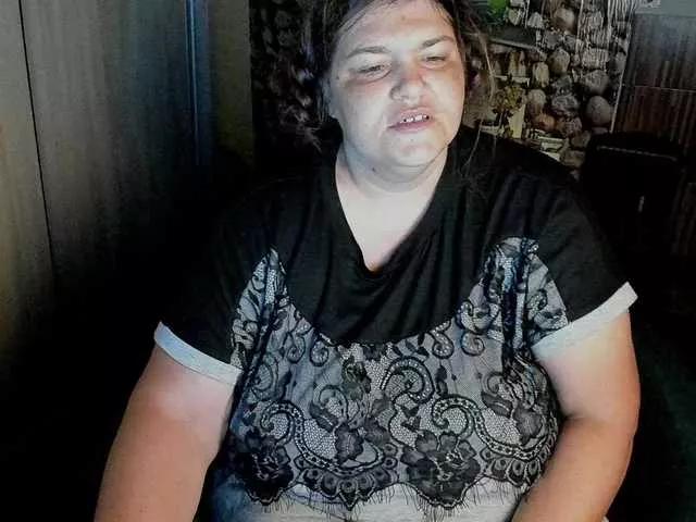 Ionysexylips69 on BongaCams
