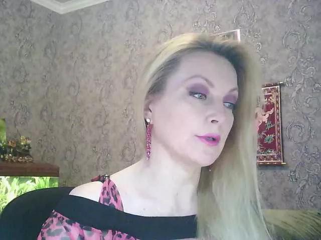 JanessNE on BongaCams 