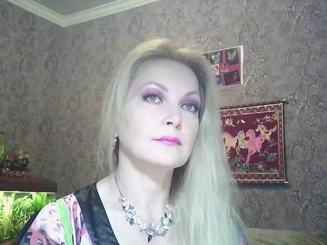 JanessNE on BongaCams 
