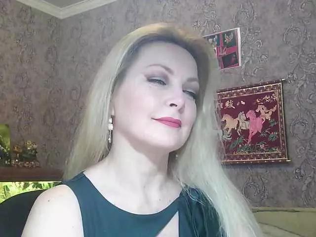 JanessNE on BongaCams 