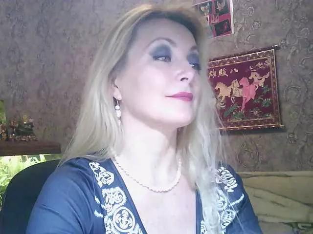 JanessNE on BongaCams 