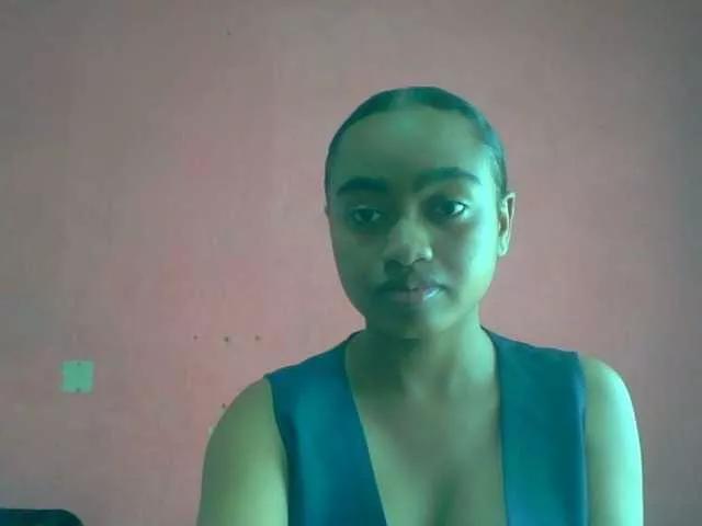 Jarinah on BongaCams