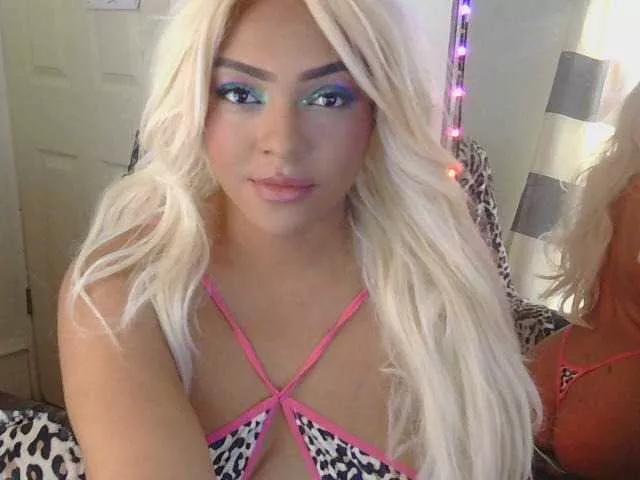 jaslenelovely69 on BongaCams 