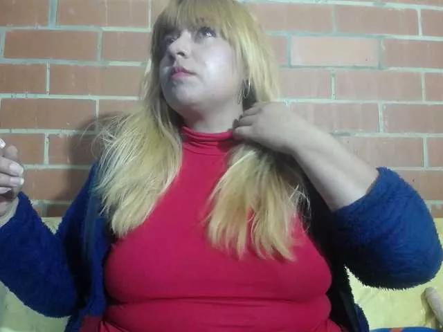jones-scarlet on BongaCams 