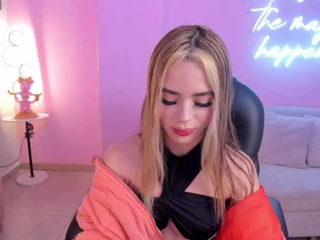 JuanitaClay on BongaCams 