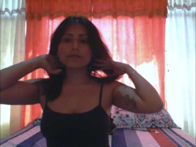 julianatasty on BongaCams