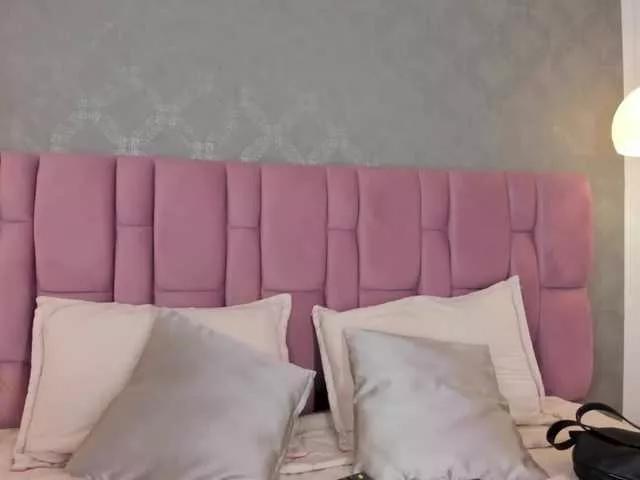 JulietaBrown- on BongaCams 