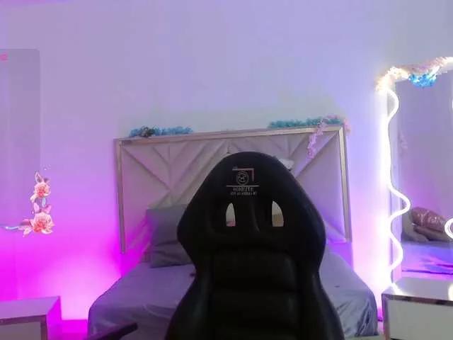 Karly-tay on BongaCams 