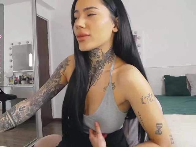 Kendra18 on BongaCams 