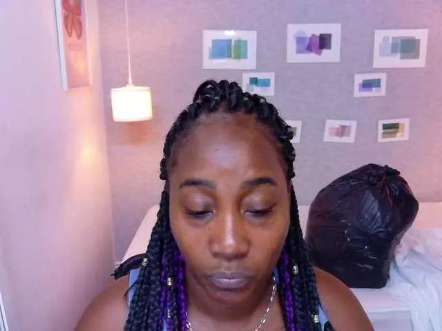 kiara-evanss on BongaCams 