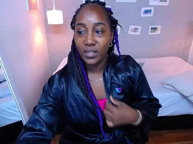 kiara-evanss on BongaCams 