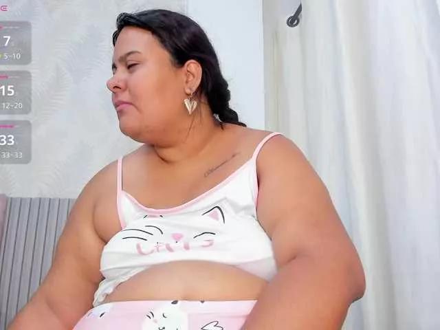 Kimiekaboom on BongaCams 