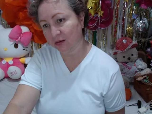 LADYQUEEN520 on BongaCams 