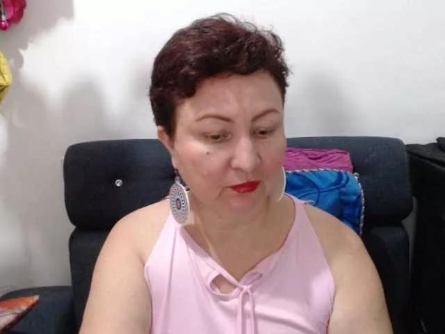 LADYQUEEN520 on BongaCams 
