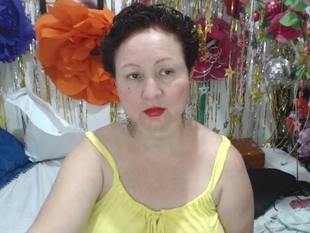 LADYQUEEN520 on BongaCams 
