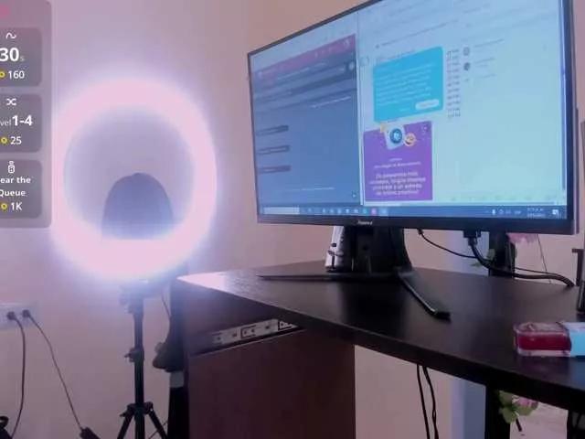 Lennaa on BongaCams 