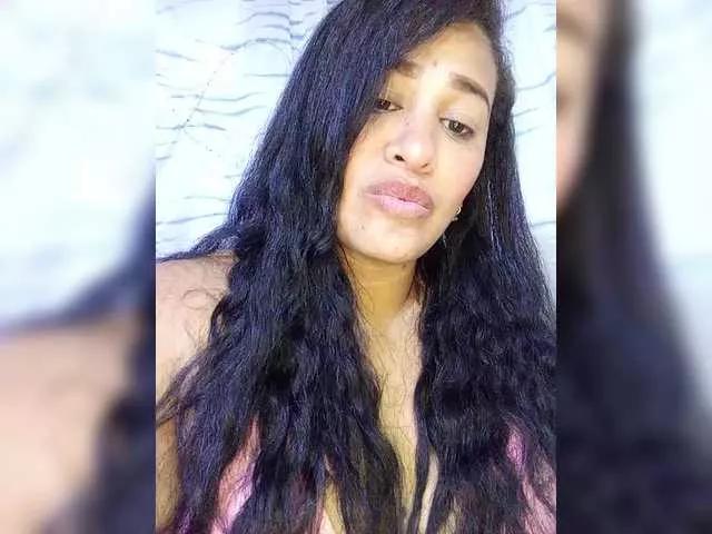 Freechat Letty33 on BongaCams