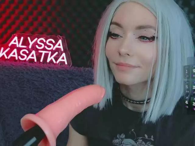 LISA-ALYSSA on BongaCams 
