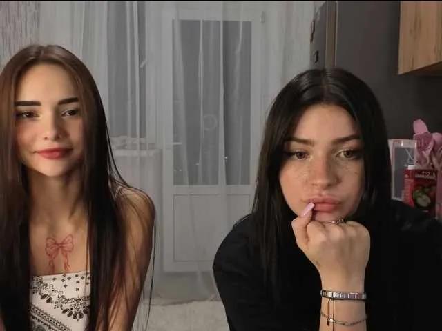 LisaAndDenis on BongaCams