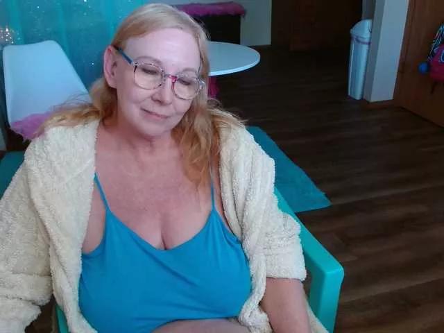 LisaLinny on BongaCams 