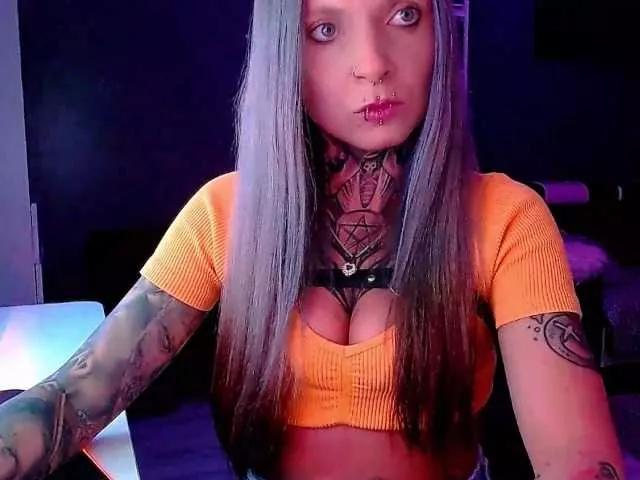 LisaModel on BongaCams 