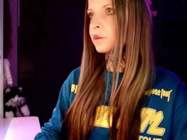 LisaModel on BongaCams 