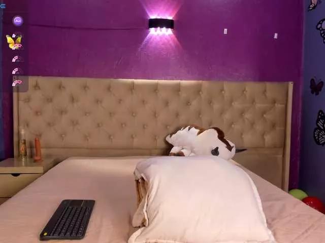 LittleCheerry on BongaCams 