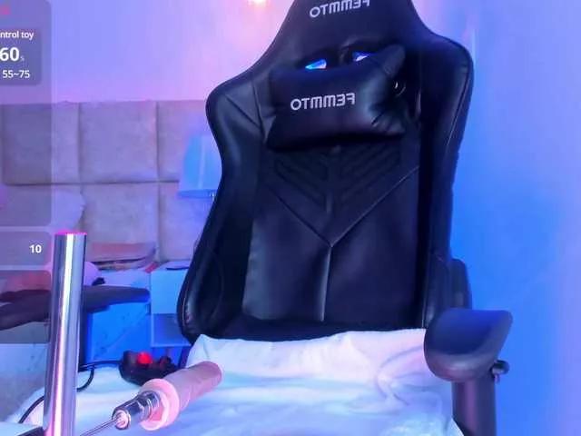 LizSheibaum on BongaCams 