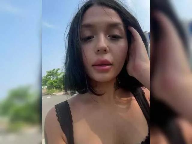 LollyDoll on BongaCams 