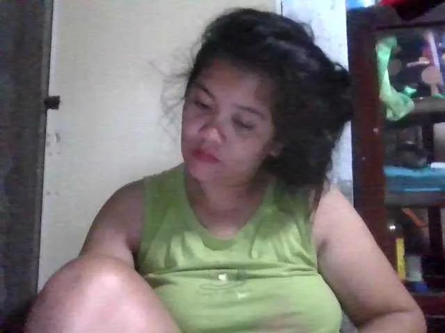 LovelyShaxxx3 on BongaCams