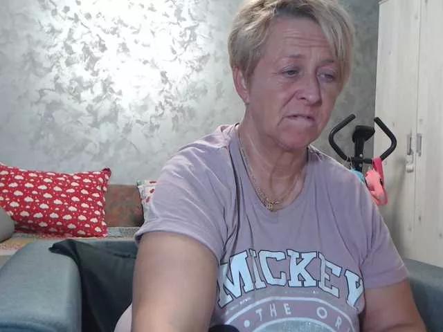 LovePinkLilli on BongaCams 
