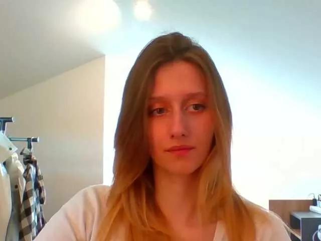 LUNAdream on BongaCams 