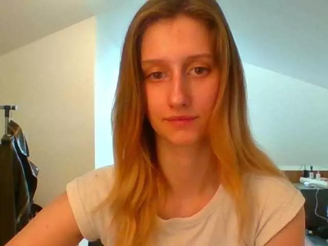 LUNAdream on BongaCams 