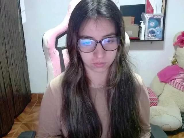Maggie-Fox on BongaCams 