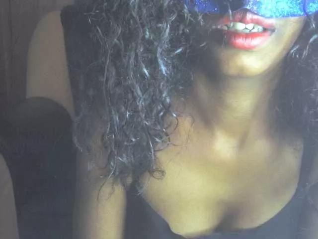 Maha19x on BongaCams