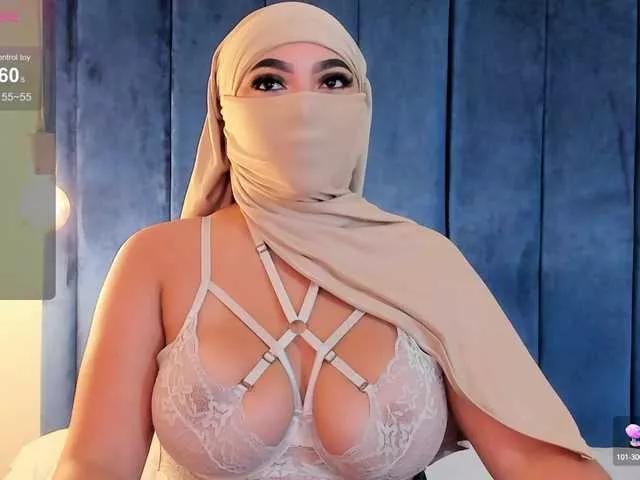 malih- on BongaCams 