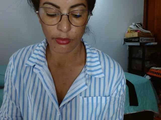 marianagrey on BongaCams 