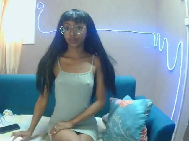Marinahgrey on BongaCams