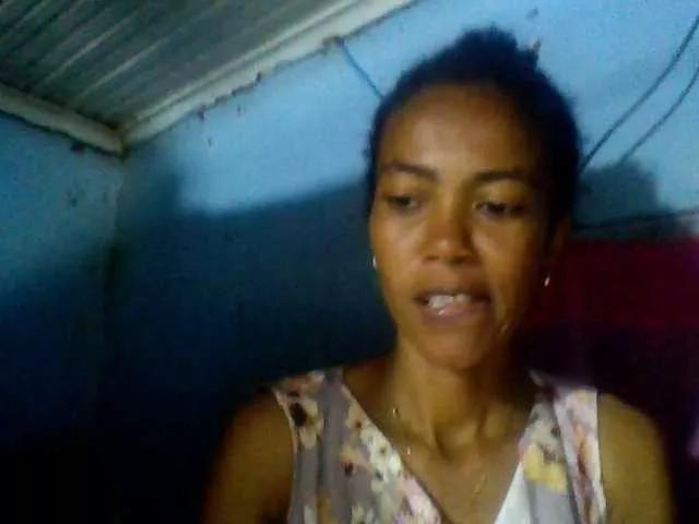 maylanne on BongaCams 