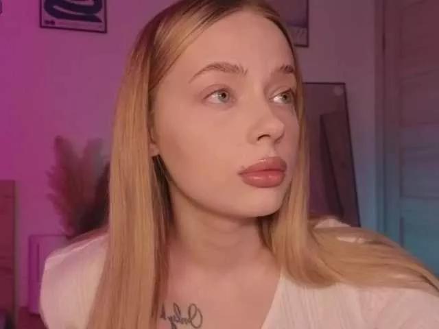 mayshy on BongaCams 