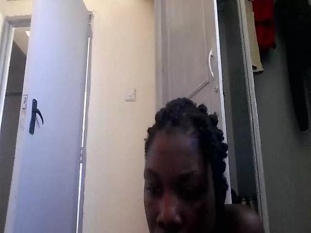 Melaninpop on BongaCams 