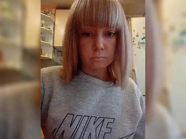 Meow-WoW on BongaCams 