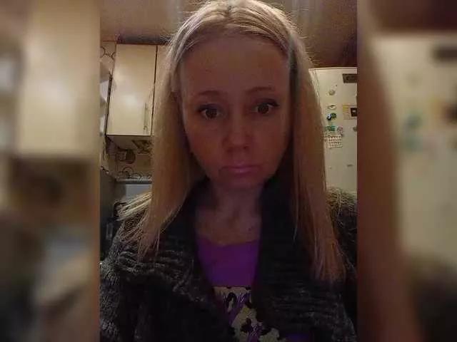Meow-WoW on BongaCams 