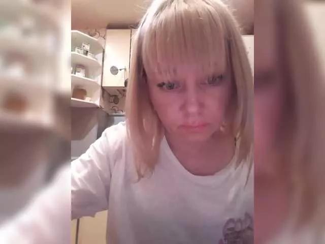 Meow-WoW on BongaCams 