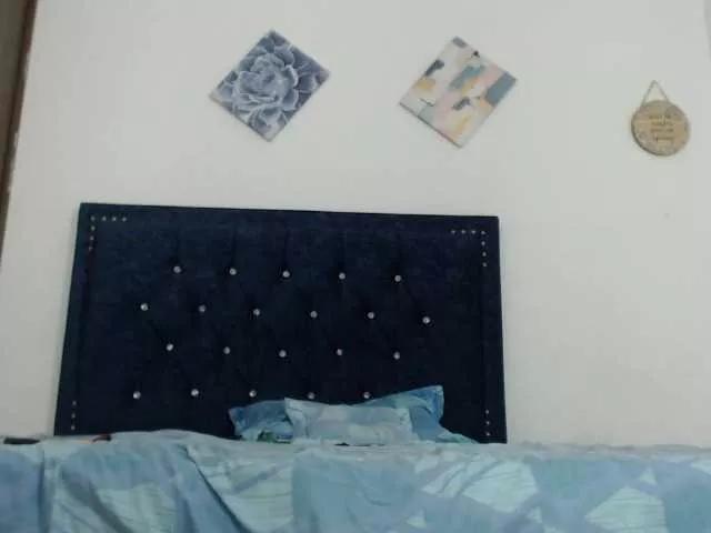 Mimibustamante33 on BongaCams