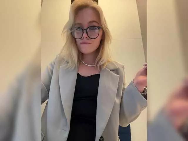 MissAlis on BongaCams 