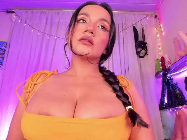 moly2510 on BongaCams 